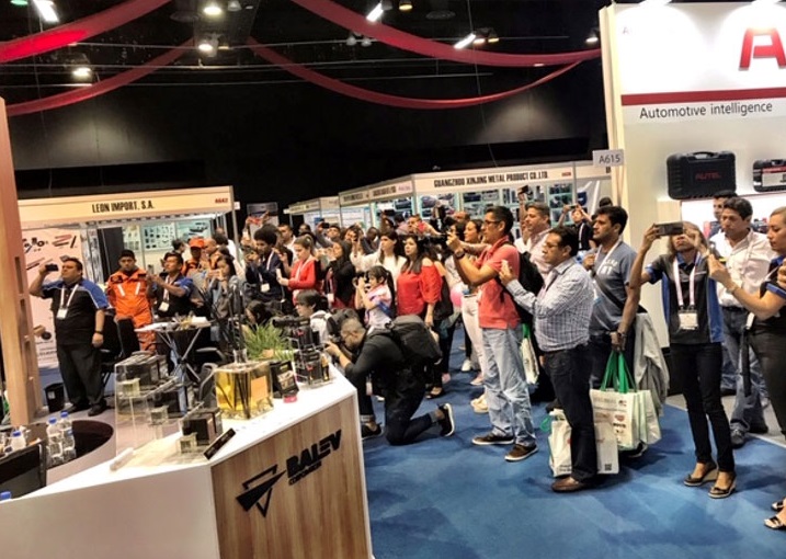 2027年巴拿马汽配展览会LATIN AUTO PARTS EXPO展馆内部展台环境实拍