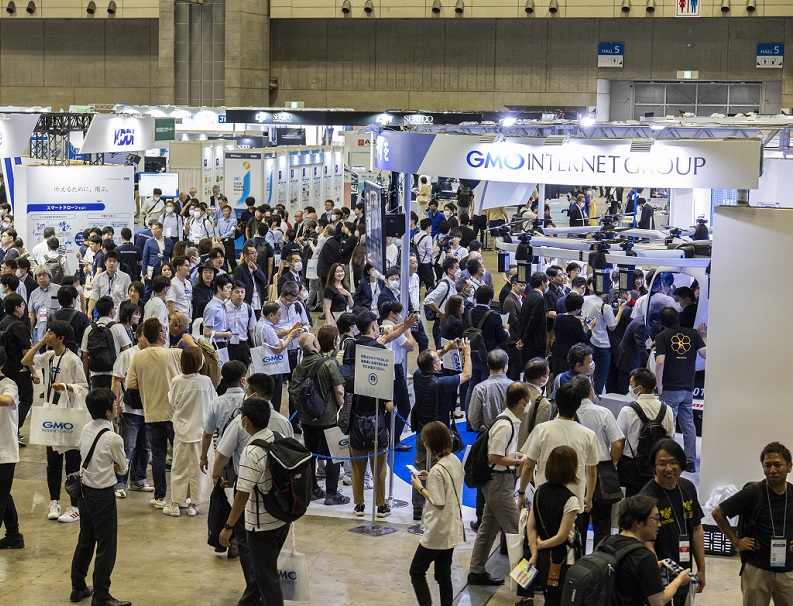 2026年日本国际无人机展览会Japan Drone参展商与海外采购商展台洽谈现场