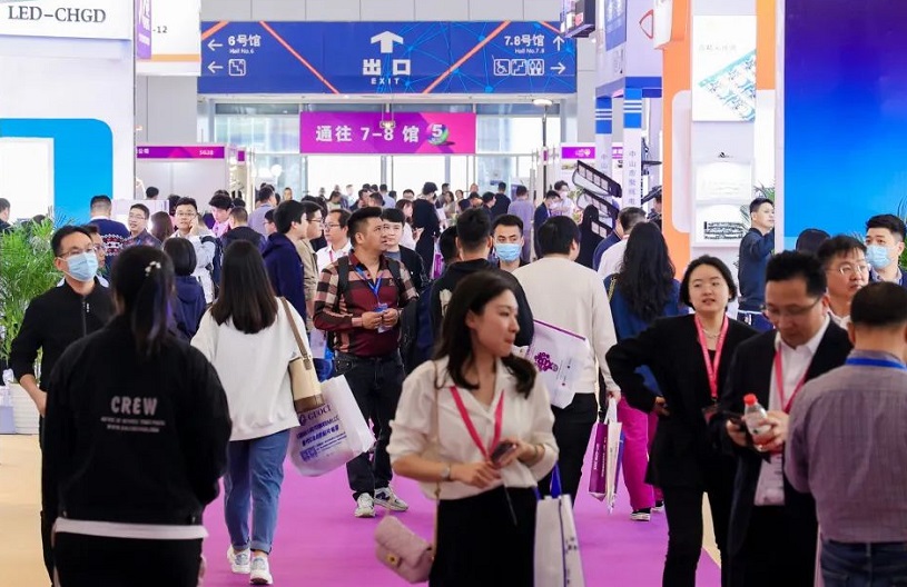 2027年宁波国际照明展览会CNLL展馆内部展台环境实拍