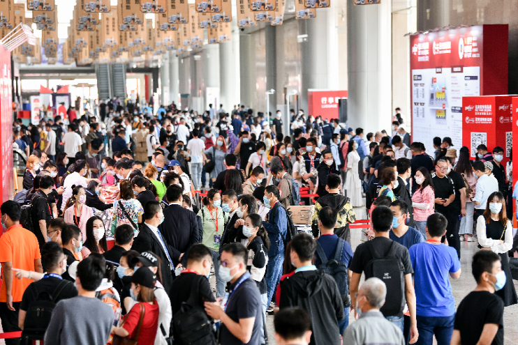 2027年亚宠北京宠物展-京宠展Pet Fair Beijing参展商与海外采购商展台洽谈现场