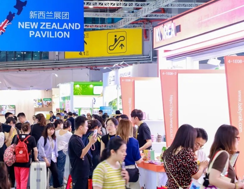 2027年上海CBME供应链&自有品牌展CBME展馆内部展台环境实拍