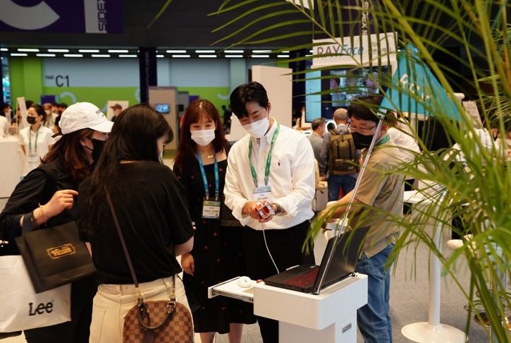 2027年韩国首尔牙科及口腔展览会SIDEX行业机械设备展品展台实拍