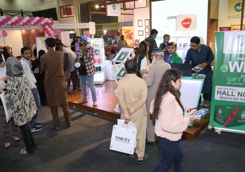 2027年肯尼亚内罗毕工业展览会Indusmach Africa展馆现场，专业观众参观实况