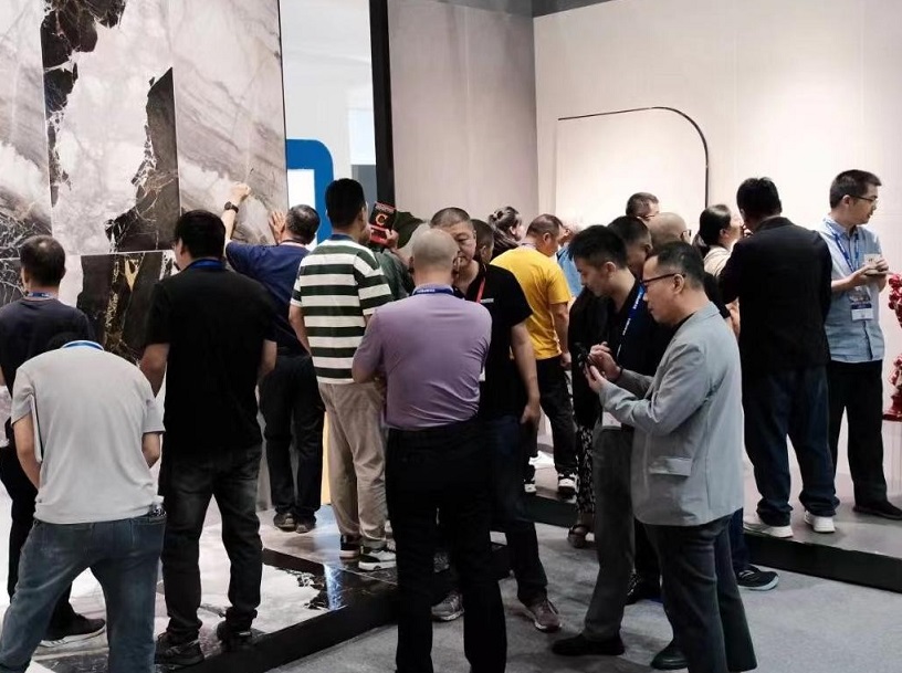2027年中国国际陶瓷工业展-广州陶瓷工业展Ceramics China展馆现场,专业观众参观实况