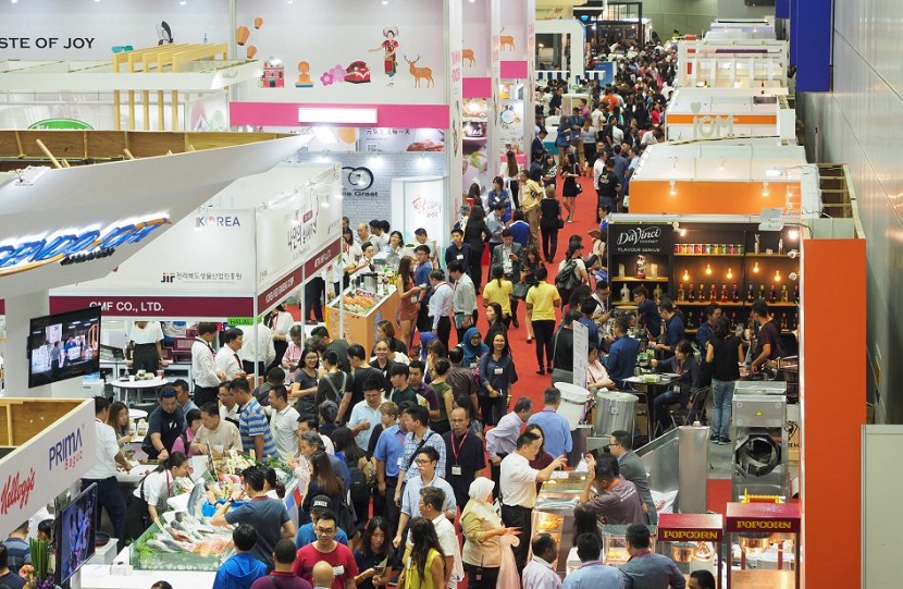 2027年马来西亚吉隆坡食品饮料展览会FHM参展商与海外采购商展台洽谈现场