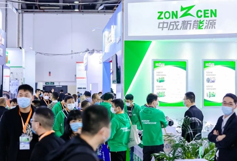 2026年上海国际车用空调及热管理技术展览会CIAAR展馆现场,专业观众参观实况