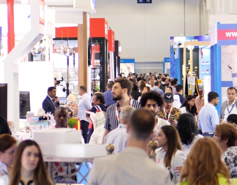 2027年沙特礼品及家居用品展览会Gifts&Homeware Expo Saudi Arabia展馆内部展台环境实拍