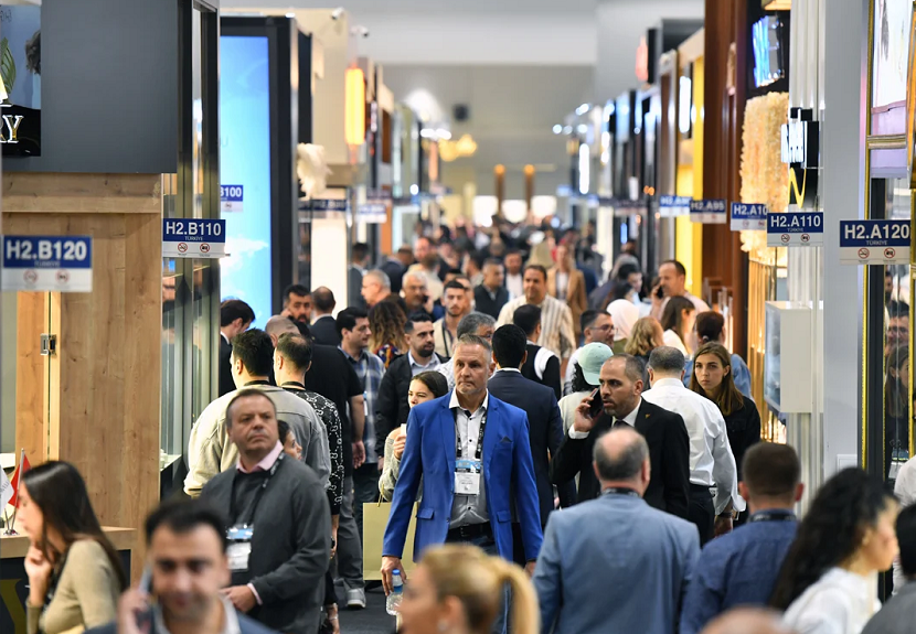 2027年土耳其伊斯坦布尔珠宝展览会IJSIstanbul Jewelry Show展馆现场,专业观众参观实况