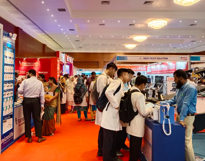 2026年孟加拉达卡制药技术展览会Pharmatech Expo展馆现场,专业观众参观实况