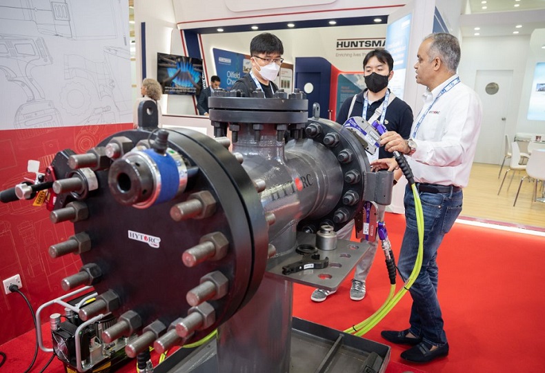2026年中东阿联酋阿布扎比石油展览会ADIPEC行业机械设备展品展台实拍