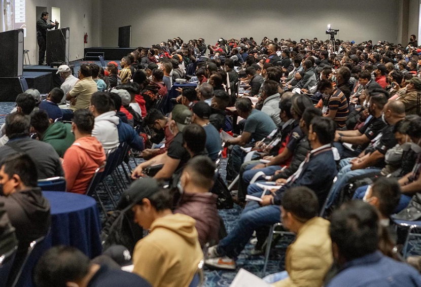 2027年法兰克福墨西哥汽配展览会INA PAACE Automechanika Mexico展馆现场,专业观众参观实况