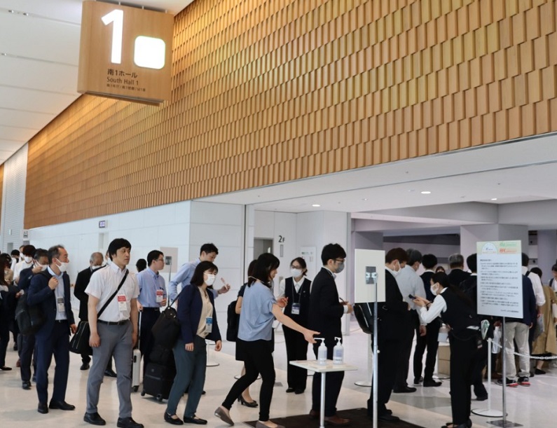 2027年日本东京食品配料、添加剂展览会IFIA JAPAN展馆现场,专业观众参观实况