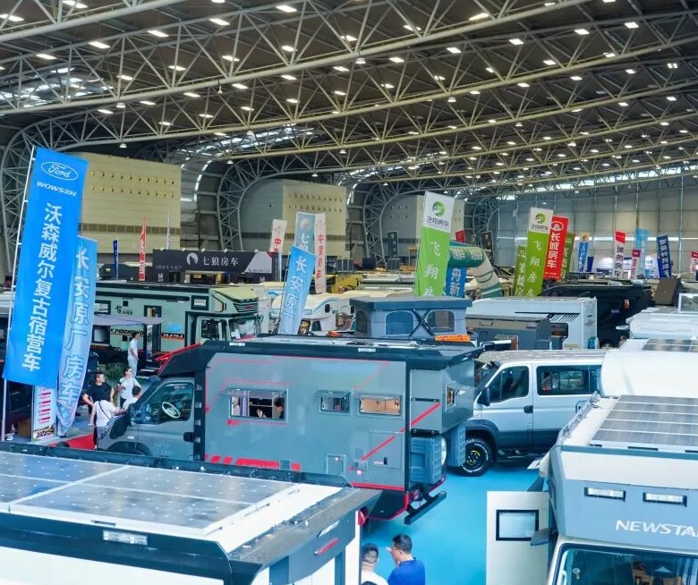 2026年上海国际房车展 x改装秀RV SHOW展馆现场,专业观众参观实况