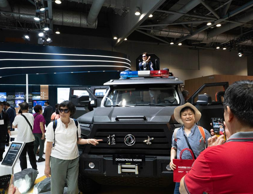 2026年香港国际汽车及供应链博览会AUTO HK展馆现场,专业观众参观实况