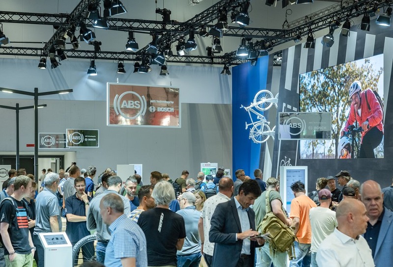 2027年德国法兰克福欧洲自行车展览会EUROBIKE展会现场产品演示与行业交流活动