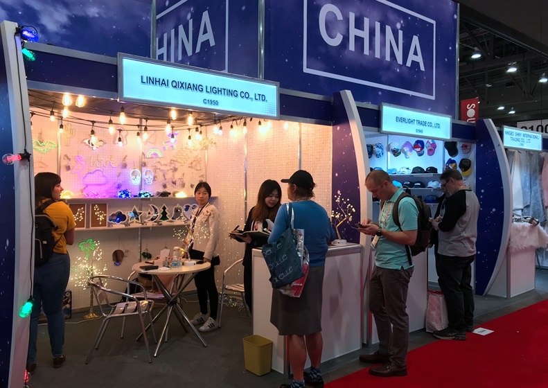 2027年美国拉斯维加斯消费品及礼品展ASDASD MARKET WEEK 展会现场产品演示与行业交流活动