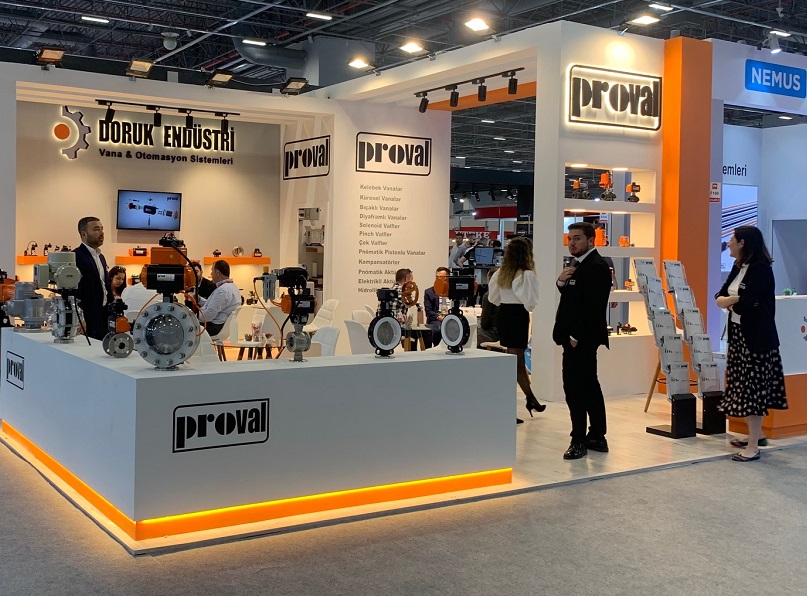 2027年土耳其伊斯坦布尔工业、自动化、机器人展览会WIN EURASIA 参展商与海外采购商展台洽谈现场