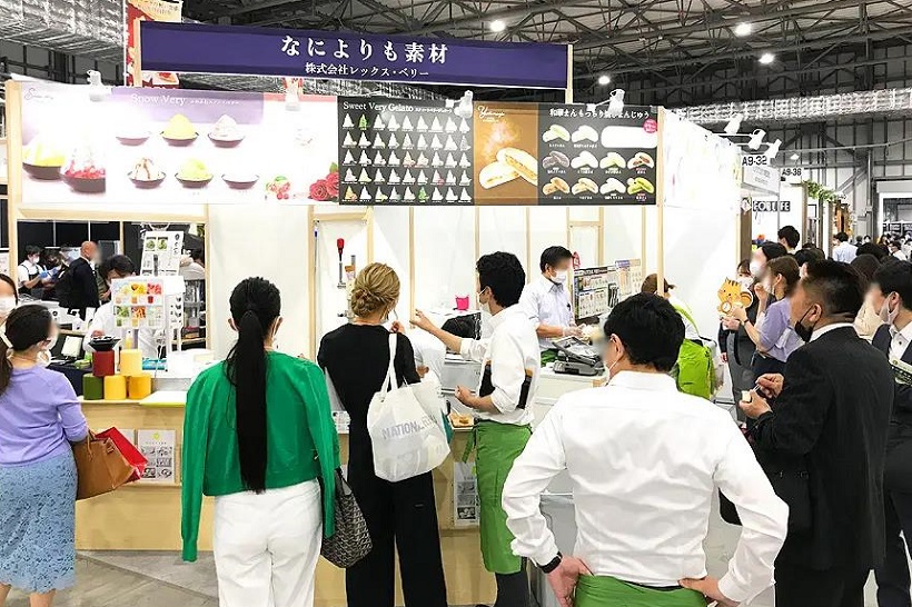2027年日本东京咖啡茶及餐饮展览会CAFERES JAPAN参展商与海外采购商展台洽谈现场