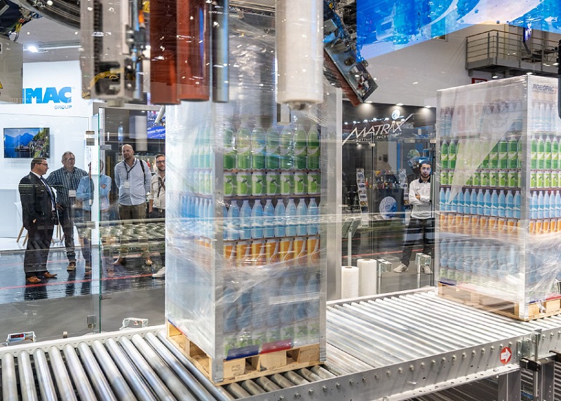 2028年德国慕尼黑啤酒及饮料加工展览会Drinktec展馆现场，专业观众参观实况