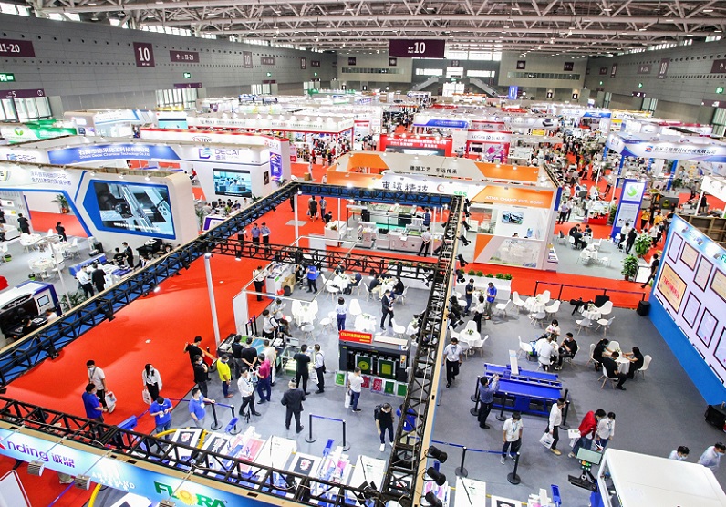 2026年中国(广州)国际网印及数字化智能印刷展DSPE CHINA展馆现场,专业观众参观实况