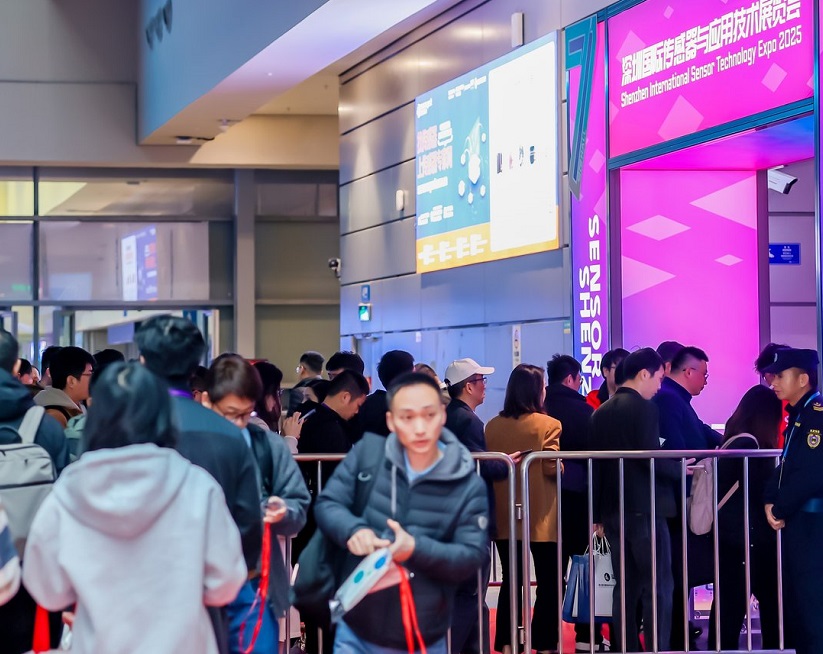 2027年深圳国际传感器与应用技术展览会Sensor Shenzhen参展商与海外采购商展台洽谈现场