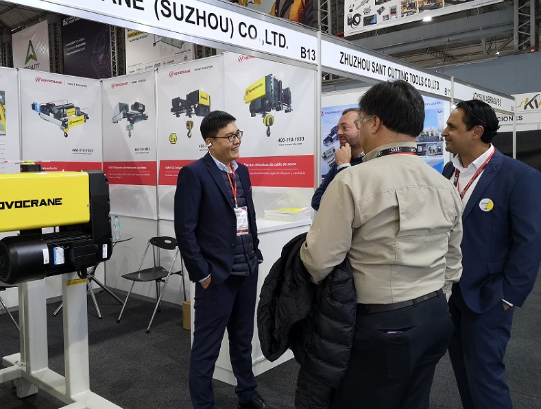 2026年秘鲁利马工业展览会EXPO PERU INDUSTRIAL参展商与海外采购商展台洽谈现场