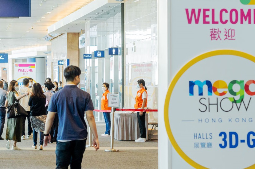 2026年香港玩具及礼品展览会MEGA SHOW参展商与海外采购商展台洽谈现场