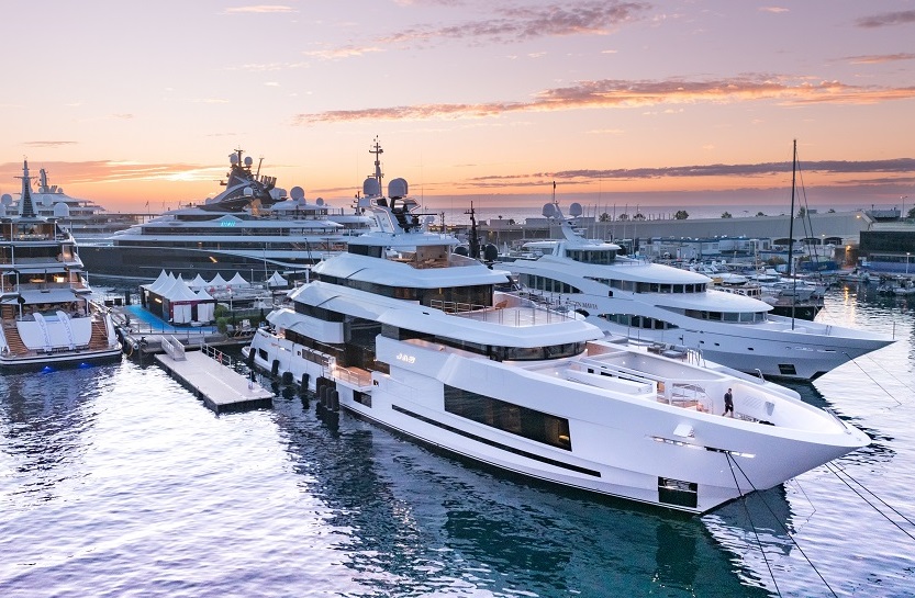 2026年摩纳哥游艇展览会Monaco Yacht Show展馆现场,专业观众参观实况