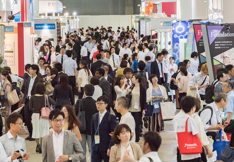 2027年日本横滨化妆品原料与技术展览会CITE JAPAN参展商与海外采购商展台洽谈现场
