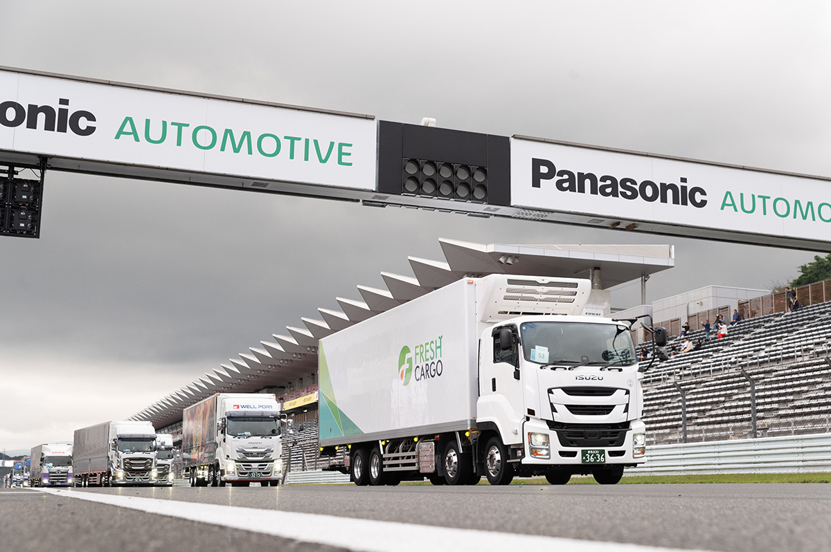 2028年日本横滨卡车展览会Japan Truck Show展馆现场，专业观众参观实况