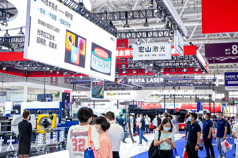 2027年深圳国际金属切削机床展览会ITES参展商与海外采购商展台洽谈现场