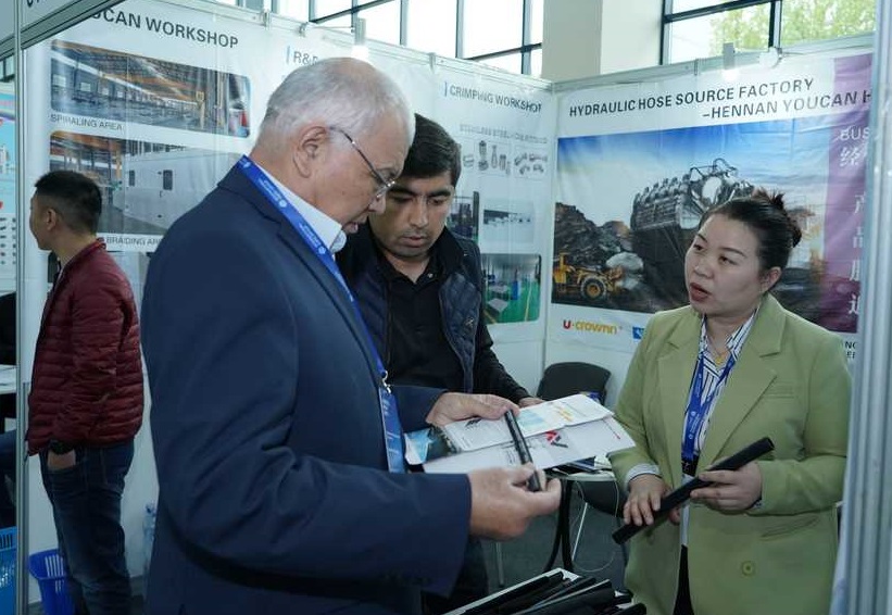 2027年乌兹别克斯坦矿业、工程机械、矿山机械展览会Uz Mining Expo行业机械设备展品展台实拍