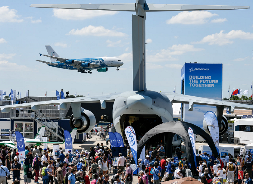 2027年法国巴黎航空航天展览会PARIS AIR SHOW展馆内部展台环境实拍