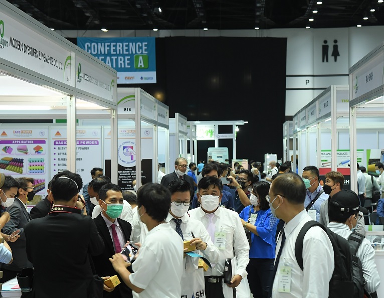 2027年泰国曼谷生活用纸展Asean Paper Bangkok参展商与海外采购商展台洽谈现场