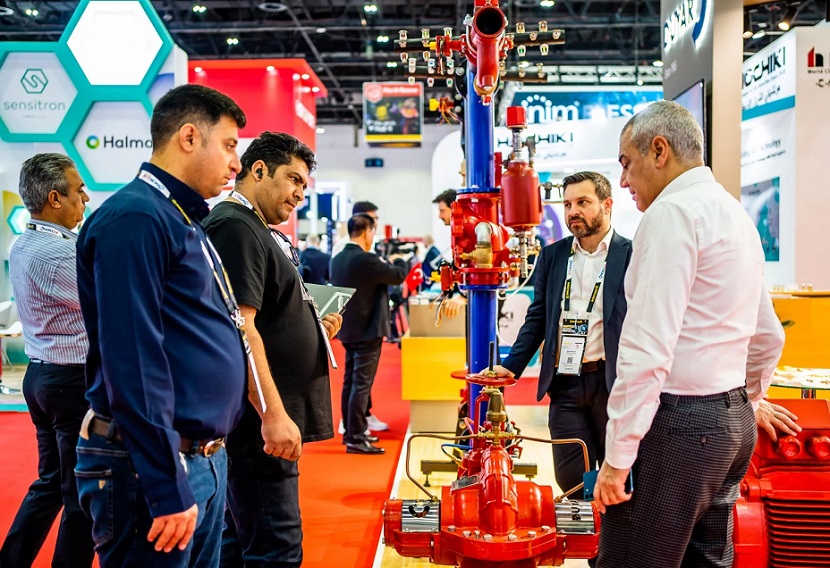 2027年上海国际安全科技与应用展览会Intersec Shanghai展馆现场,专业观众参观实况