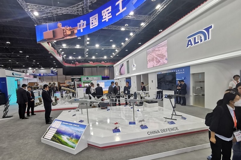 2027年中东阿联酋阿布扎比防务展览会IDEX展会现场产品演示与行业交流活动