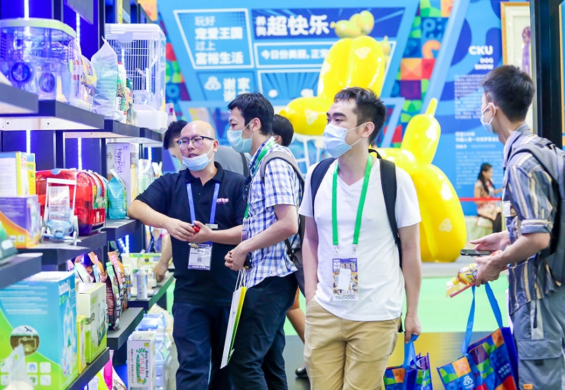 2027年越南宠物用品展览会PET FAIR VIETNAM展馆现场,专业观众参观实况