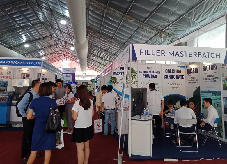 2026年越南胡志明塑料橡胶工业展览会VietnamPlas展馆现场，专业观众参观实况