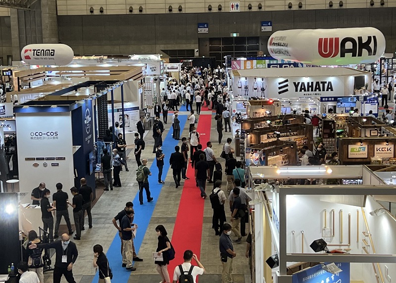 2027年日本东京DIY五金展览会JAPAN DIY SHOW展馆现场,专业观众参观实况