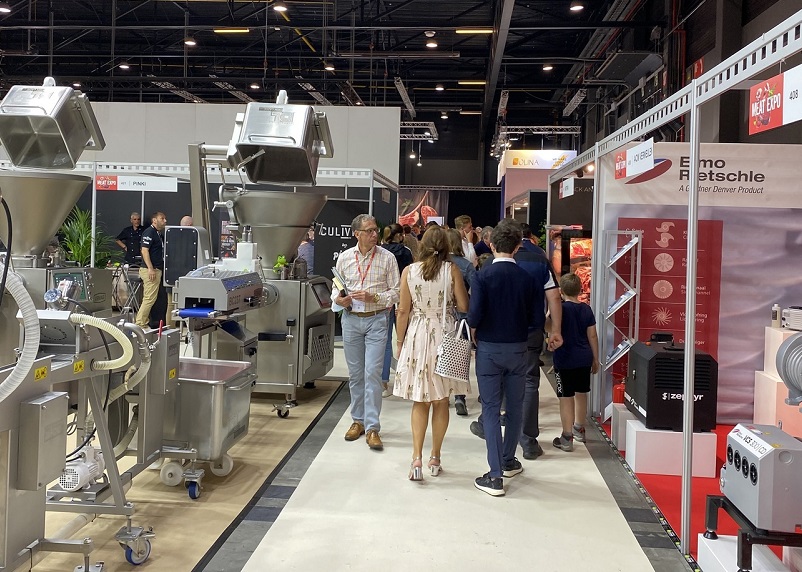 2028年意大利米兰肉类加工展览会Meat Tech展馆现场，专业观众参观实况