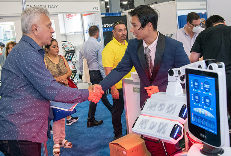 2027年美国迈阿密医疗器械展览会World Health Expo Miami行业机械设备展品展台实拍