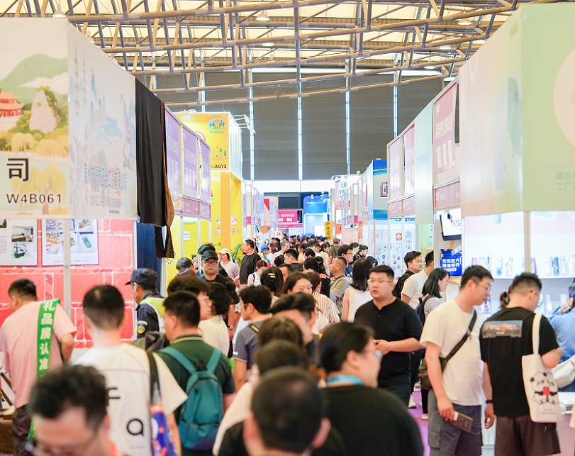 2027年上海国际跨境电商出口博览会暨外贸工厂展-上海跨博会SCF行业机械设备展品展台实拍