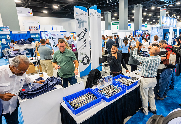 2027年美国迈阿密医疗器械展览会World Health Expo Miami展会现场产品演示与行业交流活动
