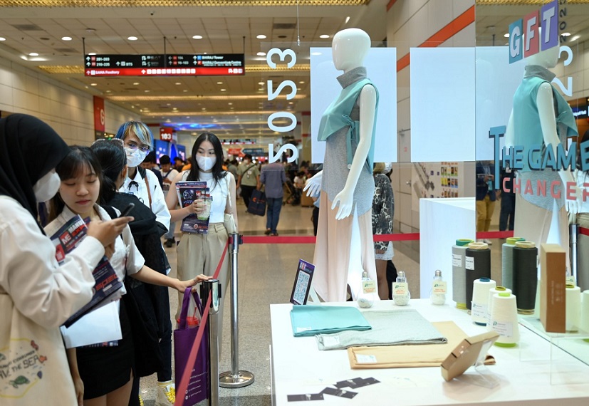 2027年泰国曼谷纺织服装展览会GFT EXPO参展商与海外采购商展台洽谈现场