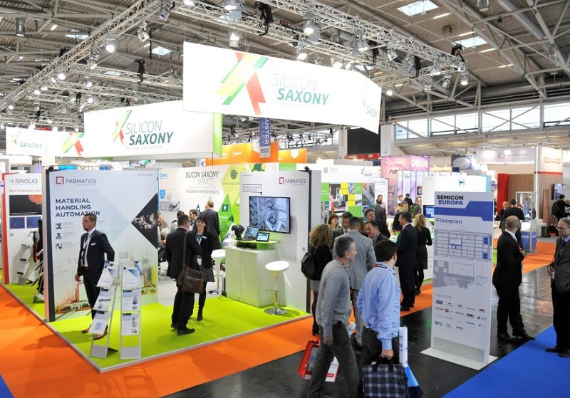 2026年德国慕尼黑半导体展览会SEMICON EUROPA展馆现场,专业观众参观实况