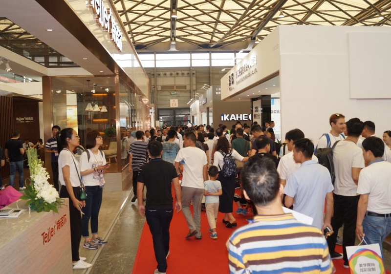2027年中国上海厨房卫浴展览会KBCKitchen & Bath China 展馆现场，专业观众参观实况