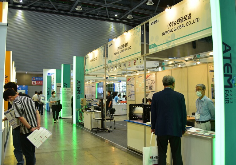 2027年韩国首尔涂料展览会ATEM FAIR展馆现场，专业观众参观实况