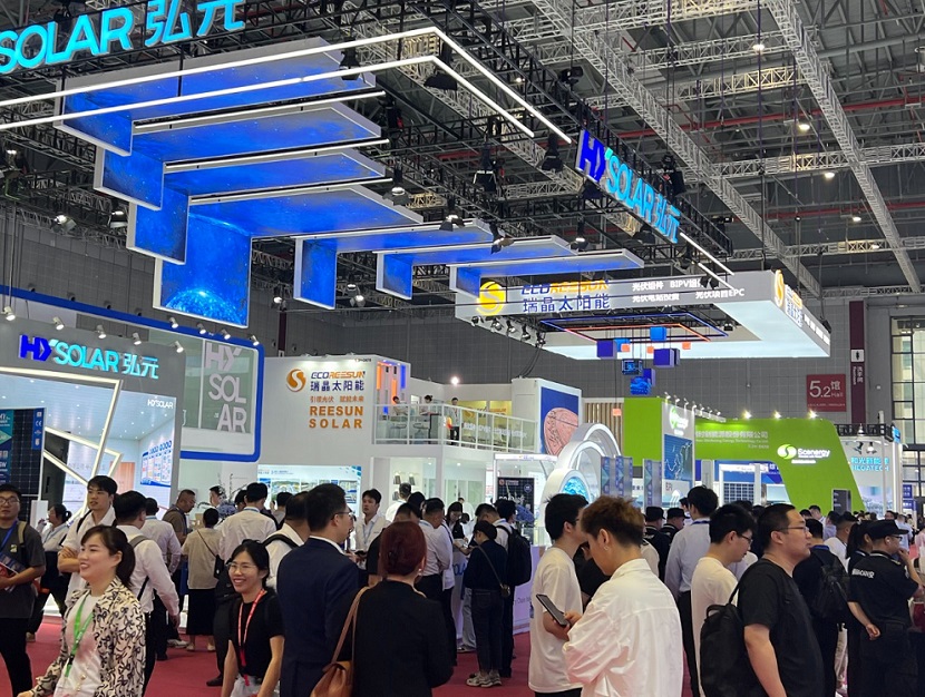 2027年上海太阳能光伏展览会SNECSNEC PV POWER EXPO展馆内部展台环境实拍