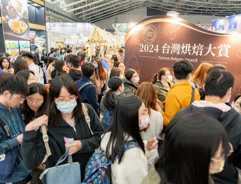 2027年台湾烘焙展览会TIBS展馆现场，专业观众参观实况