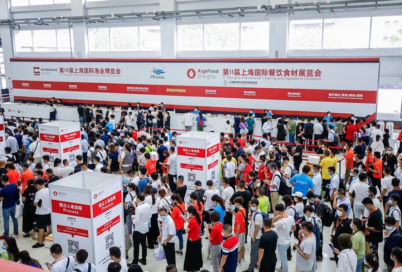 2027年上海国际渔业展-上海渔博会World Seafood Shanghai展馆现场，专业观众参观实况